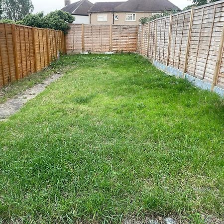 CarshaltonCosy Private Flat In London, Free Parking On Premise公寓 外观 照片