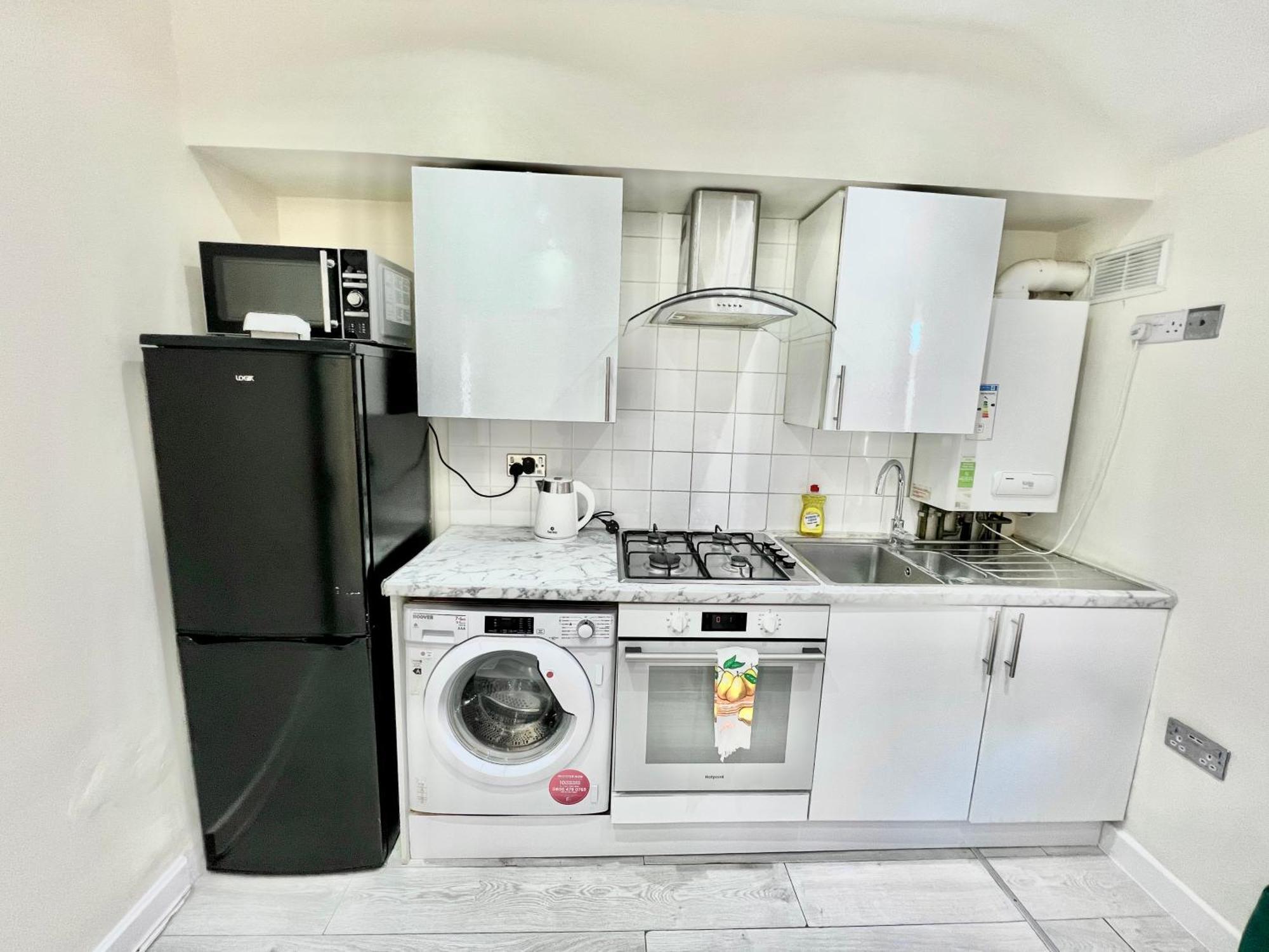 CarshaltonCosy Private Flat In London, Free Parking On Premise公寓 外观 照片