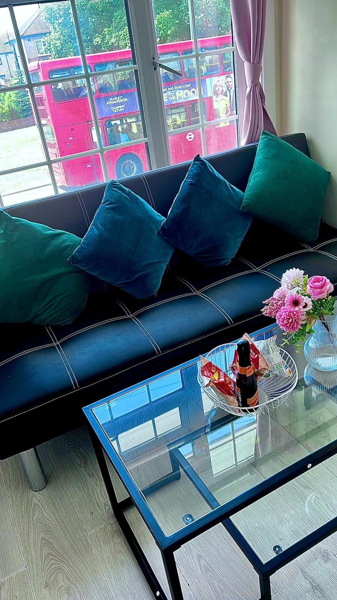 CarshaltonCosy Private Flat In London, Free Parking On Premise公寓 外观 照片